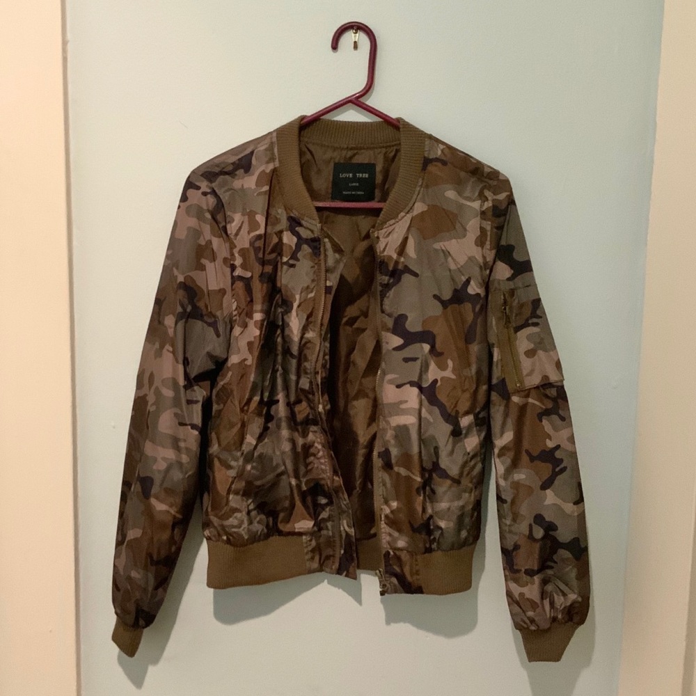 Bomber jacket